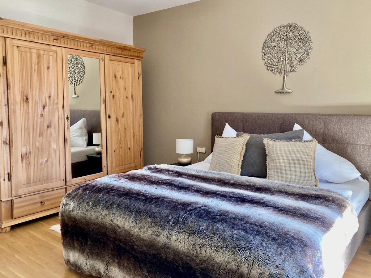 Stadtvilla Belle Kitz Im Zentrum Mit Sauna By Belle Stay Kitzbühel Eksteriør bilde