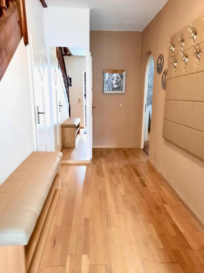 Stadtvilla Belle Kitz Im Zentrum Mit Sauna By Belle Stay Kitzbühel Eksteriør bilde